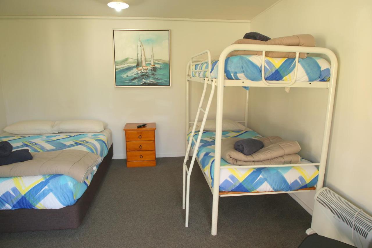 Parklands Marina Holiday Park พิคตัน ภายนอก รูปภาพ