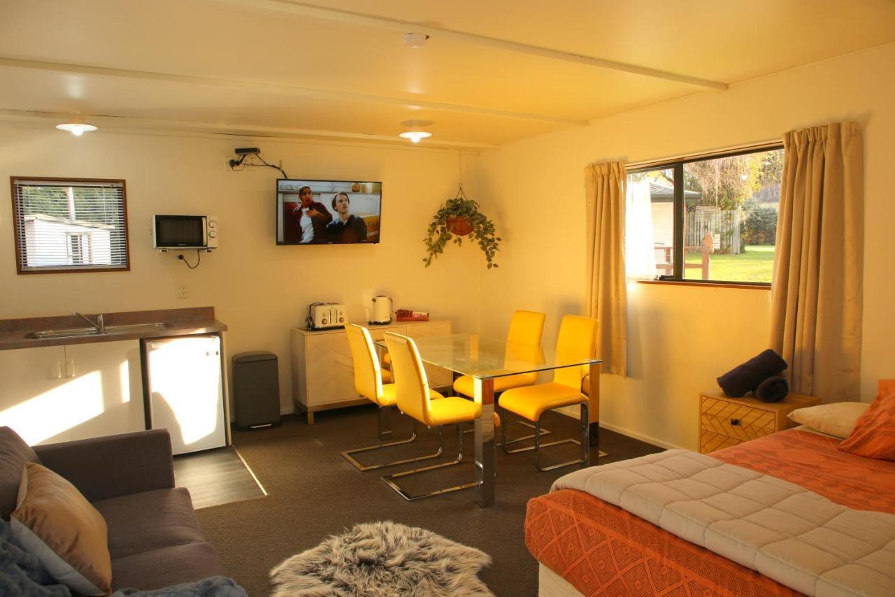 Parklands Marina Holiday Park พิคตัน ภายนอก รูปภาพ